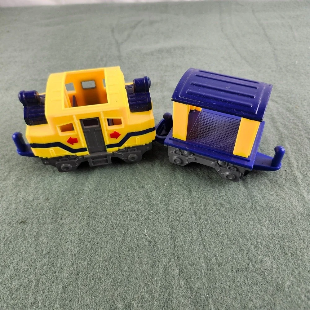 GeoTrax Woohoo & Opie‎ The Most Confused Team - L6928 Push Train - 2 Cars